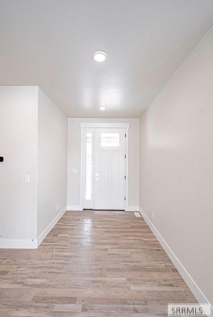 522 Vista Ridge Drive Rexburg, ID 83440 - Photo 2 of 35