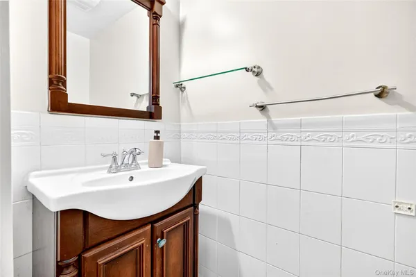 $379,900 | 2 West Stone Street, Newburgh, NY 12550