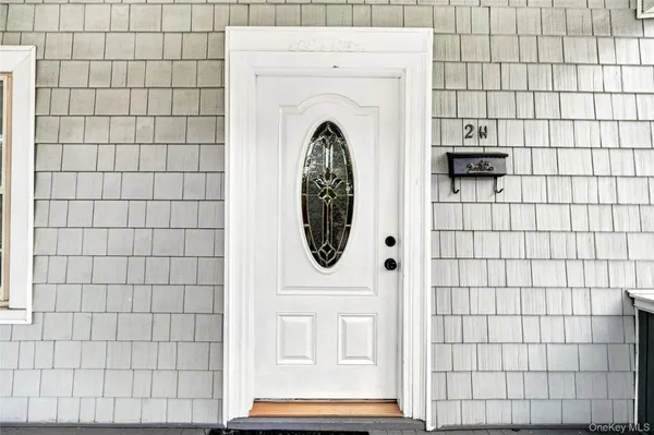 $379,900 | 2 West Stone Street, Newburgh, NY 12550