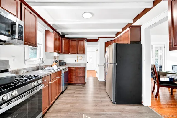 $379,900 | 2 West Stone Street, Newburgh, NY 12550