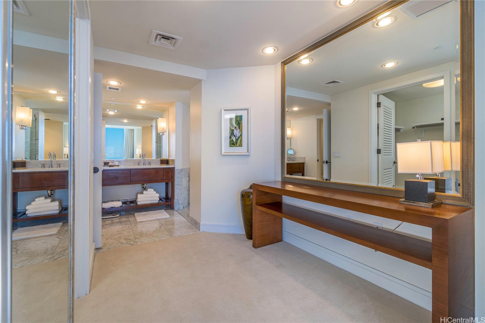 223 Saratoga Road, Unit 3710 Honolulu, HI 96815 - Photo 8 of 18