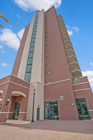 $339,000 | 300 South Duval Street, Unit 511, Tallahassee, FL 32301