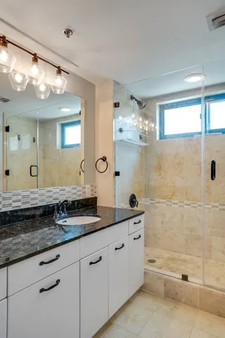 $339,000 | 300 South Duval Street, Unit 511, Tallahassee, FL 32301