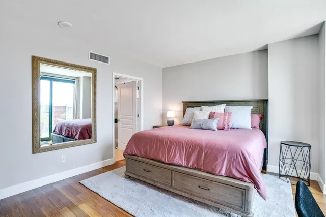 $339,000 | 300 South Duval Street, Unit 511, Tallahassee, FL 32301