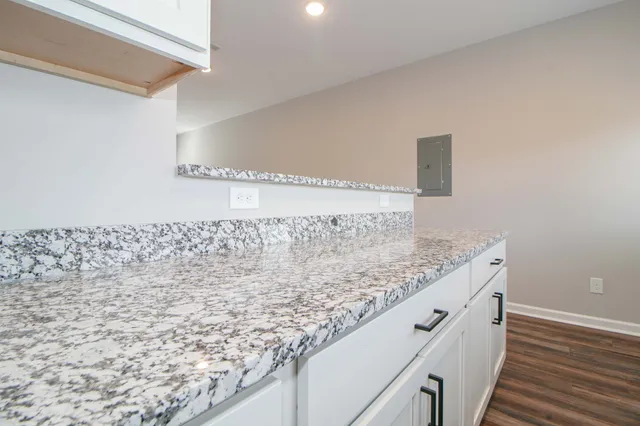 $1,230 | 1115 Hillwood Drive, Unit B1, Clarksville, TN 37040