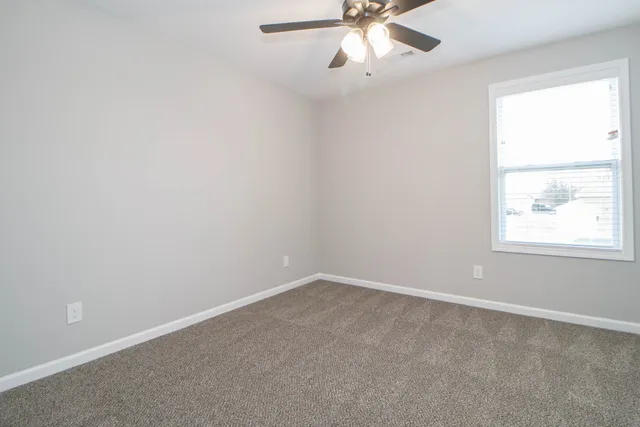 $1,230 | 1115 Hillwood Drive, Unit B1, Clarksville, TN 37040