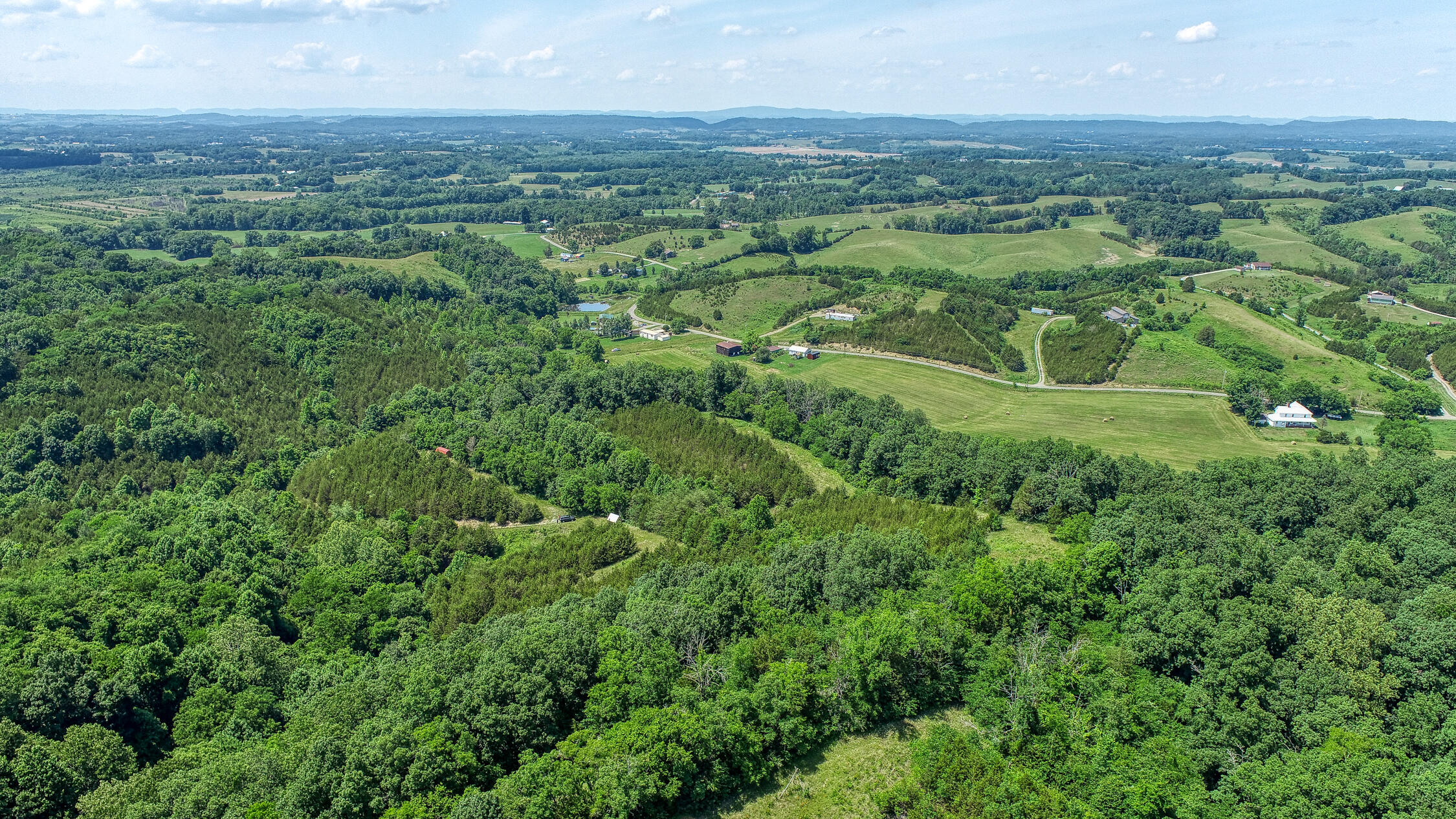 2120 Oakwood Road Midway, TN 37809 - Photo 29 of 38 Carter. 2120 Oakwood. Midway MLSa (32 o