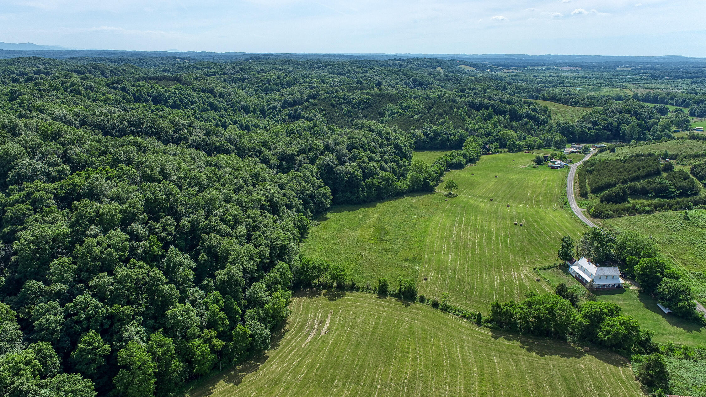 2120 Oakwood Road Midway, TN 37809 - Photo 32 of 38 Carter. 2120 Oakwood. Midway MLSa (2 of