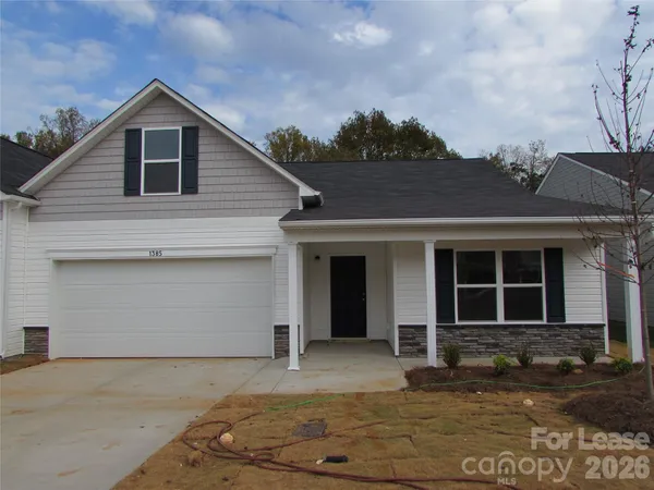 $1,695 | 1385 Amberlight Circle, Salisbury, NC 28144