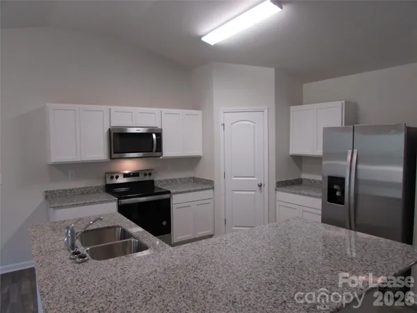 $1,695 | 1385 Amberlight Circle, Salisbury, NC 28144