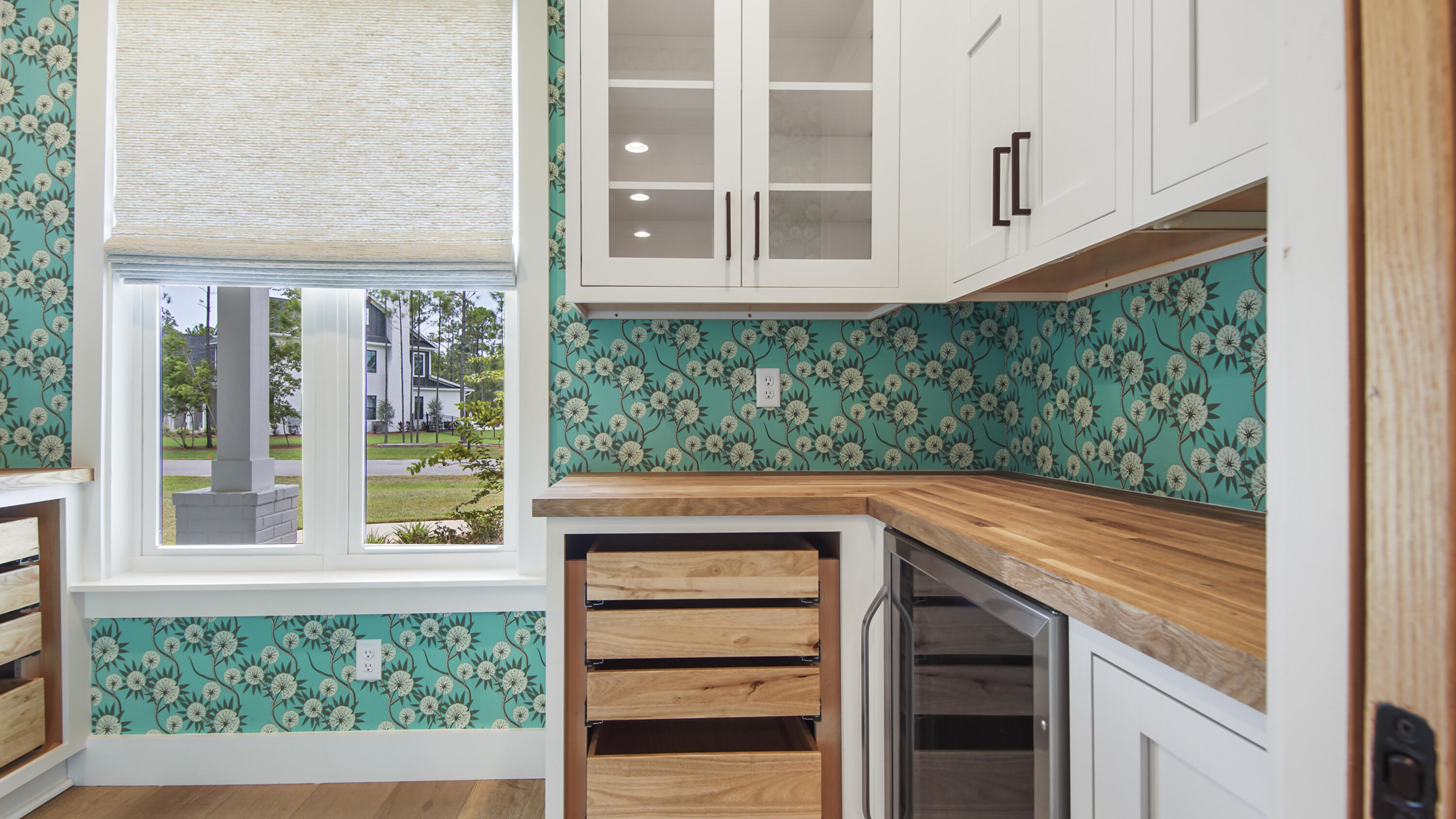 515 Hideaway Circle Santa Rosa Beach, FL 32459 - Photo 16 of 64 Stylish Pantry