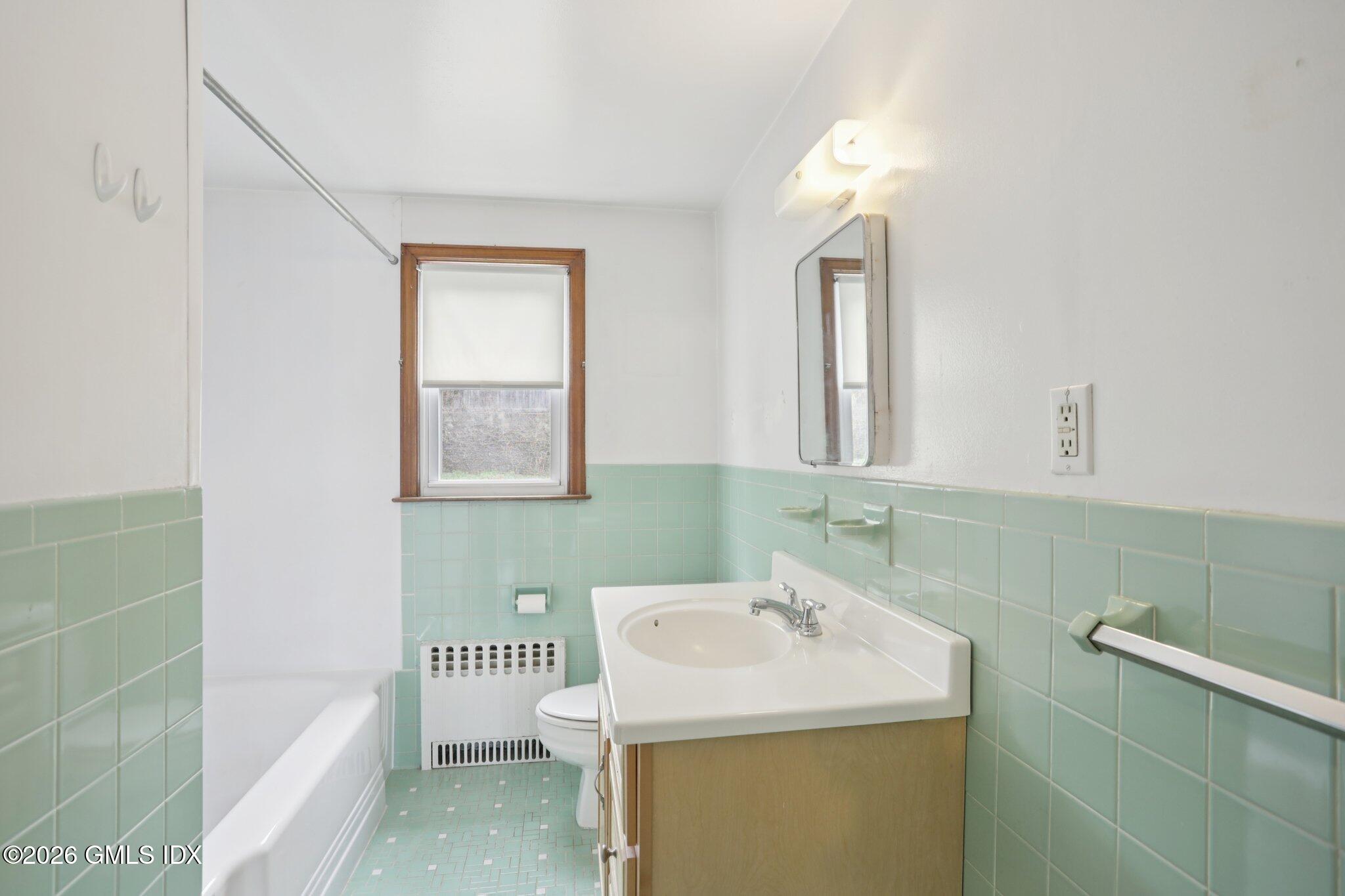 135 North Water Street Greenwich, CT 06830 - Photo 32 of 39 1-web-or-mls-N Water St-S1604-042