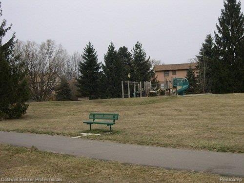 3142 Doral Drive Rochester, MI 48309 - Photo 19 of 22 Bike Path and Common Area.JPG