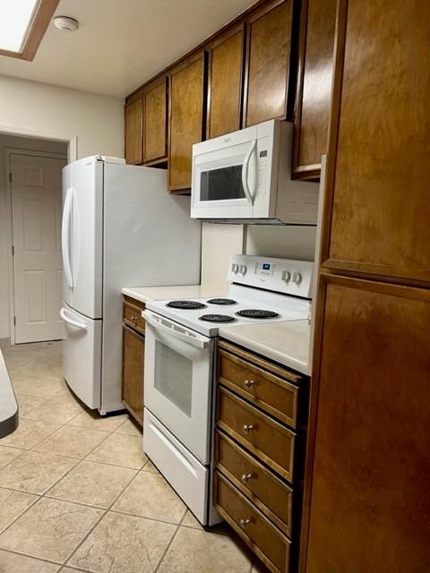 243 North Harding Road Modesto, CA 95357 - Photo 6 of 44 Gallery Image 6