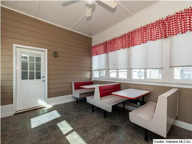 6384 Clubview Circle North Bessemer, AL 35022 - Photo 25 of 32