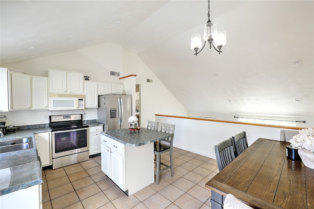 21 Gerald Street Pawtucket, RI 02860 - Photo 18 of 37 Gallery Image 18