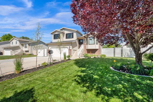 1602 North 725 West Clinton, UT 84015 - Photo 4 of 28