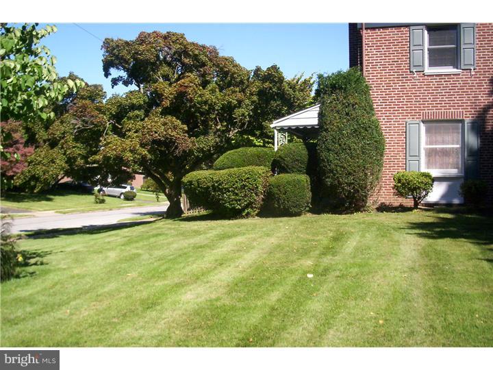 7441 Barclay Road Cheltenham, PA 19012 - Photo 2 of 25 Exterior Side