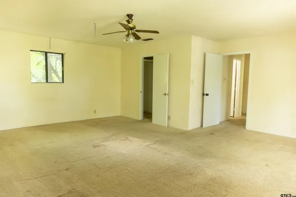 a view of empty room