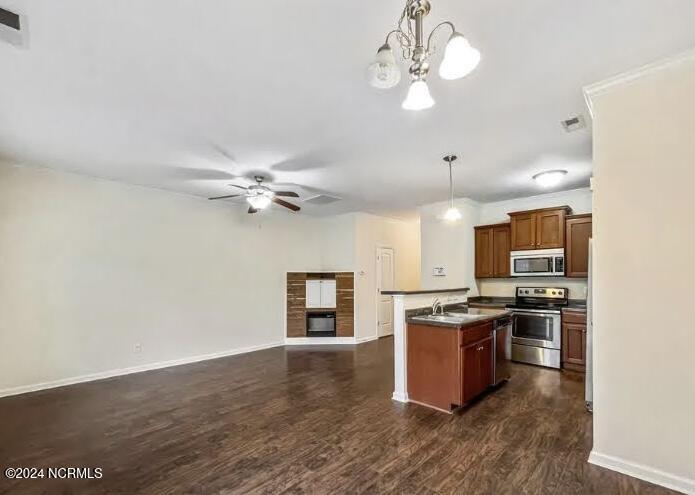 311 Winstead Loop Richlands, NC 28574 - Photo 13 of 19 FullSizeRender