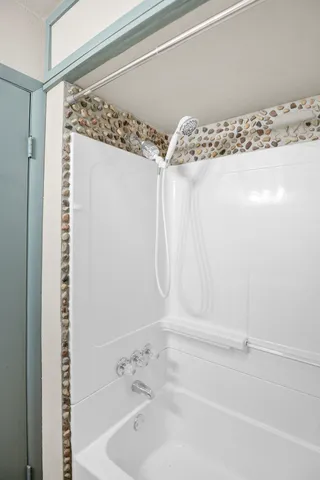 $2,750 | 1101 Sausalito Court, Unit 1101, Bartlett, IL 60103