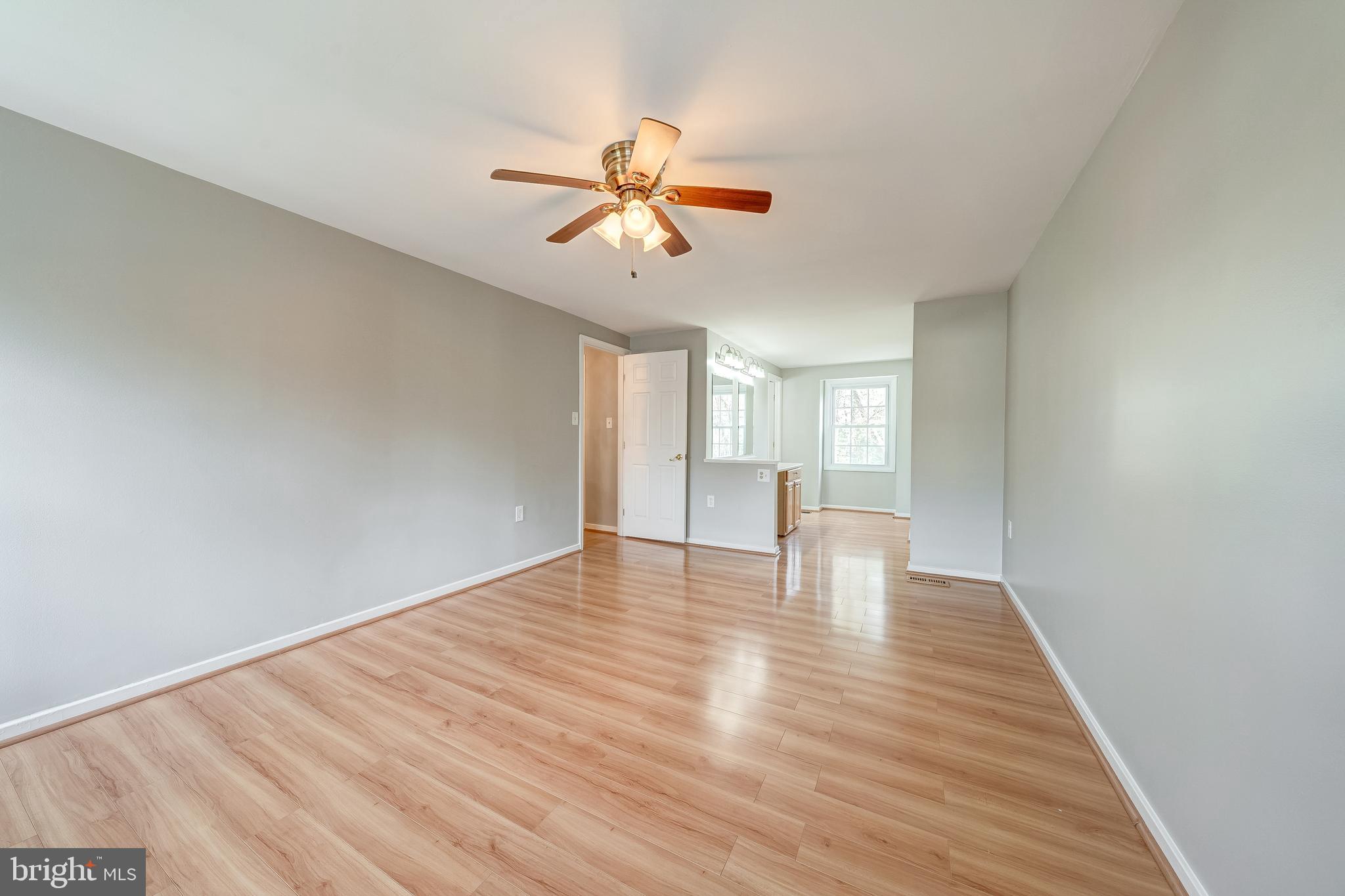2285 Marginella Drive Reston, VA 20191 - Photo 21 of 53 Primary bedroom