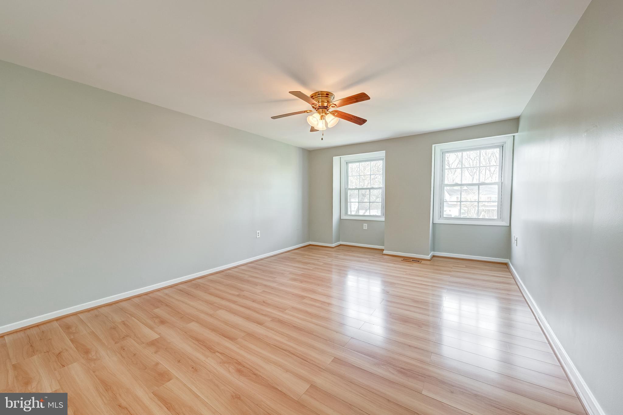 2285 Marginella Drive Reston, VA 20191 - Photo 30 of 53 Bedroom #5