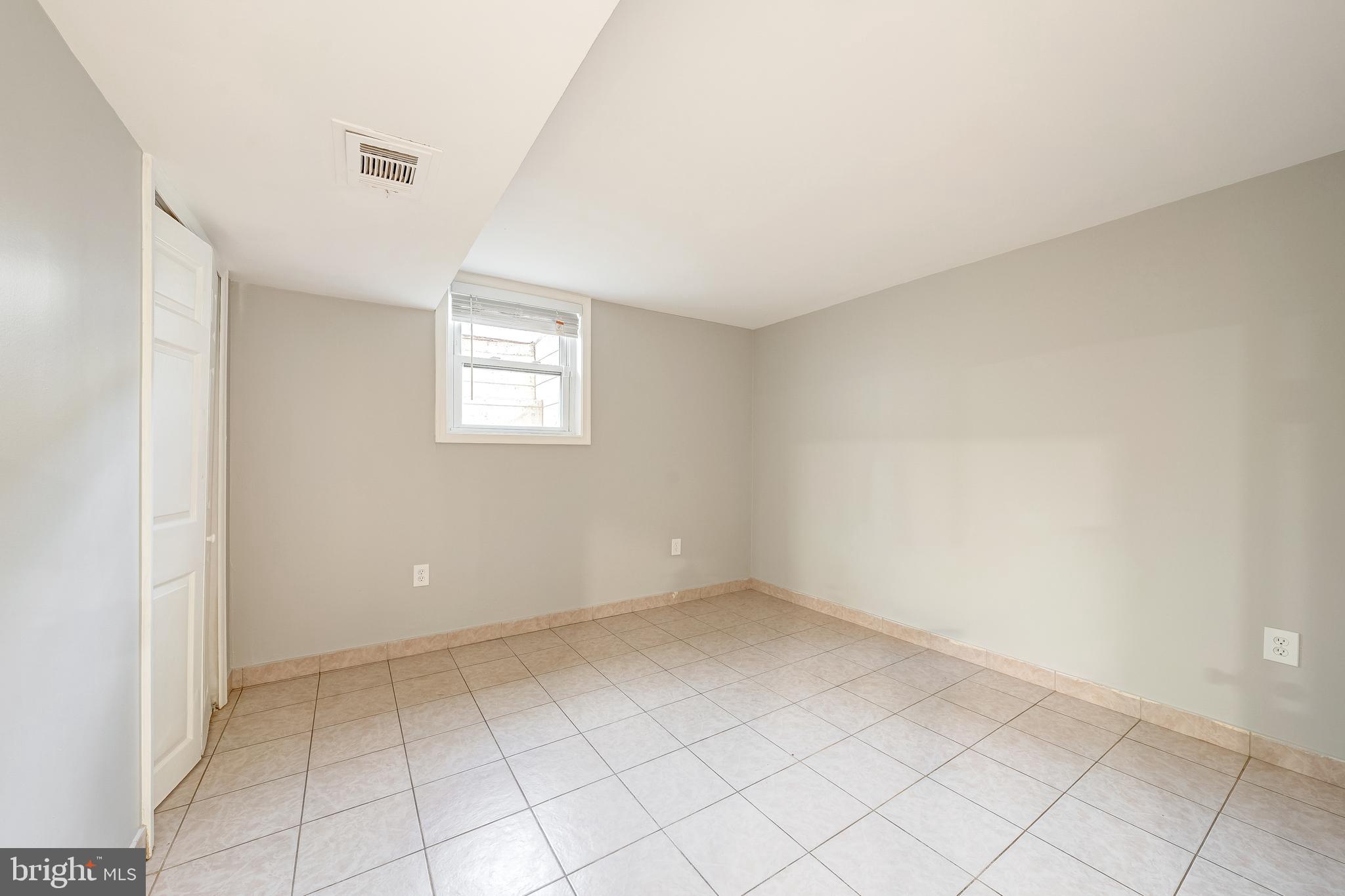 2285 Marginella Drive Reston, VA 20191 - Photo 34 of 53 Basement Den #1