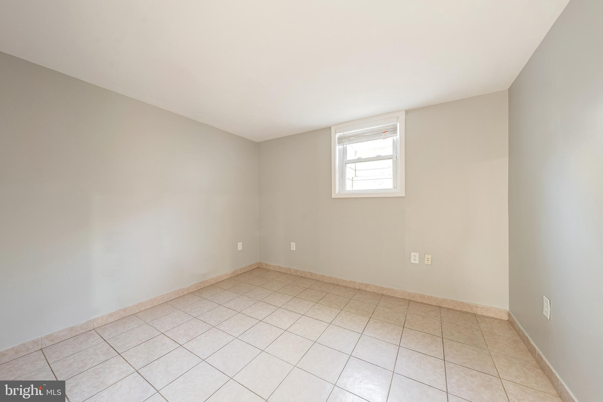 2285 Marginella Drive Reston, VA 20191 - Photo 35 of 53 Basement Den #2