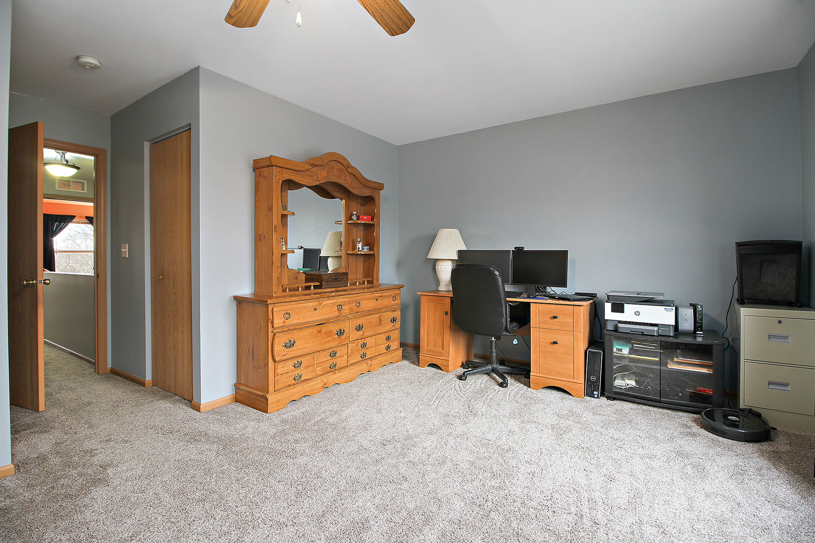 25265 Faraday Road, Unit 25265 Manhattan, IL 60442 - Photo 9 of 15 a room with furniture and mirror