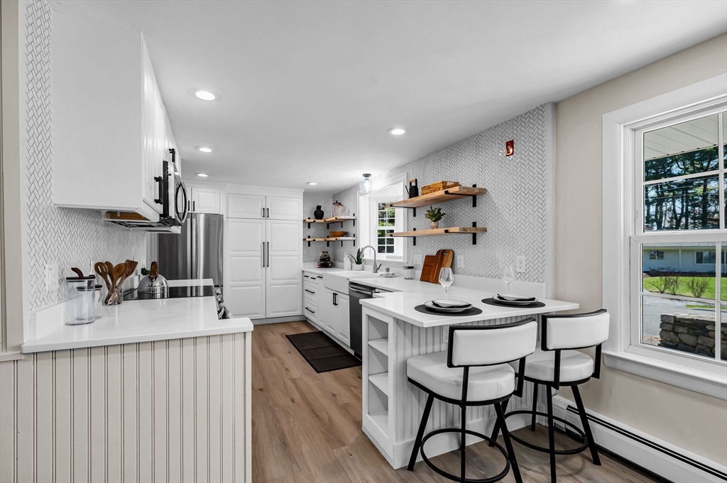 48 Bradford Road Natick, MA 01760 - Photo 14 of 42