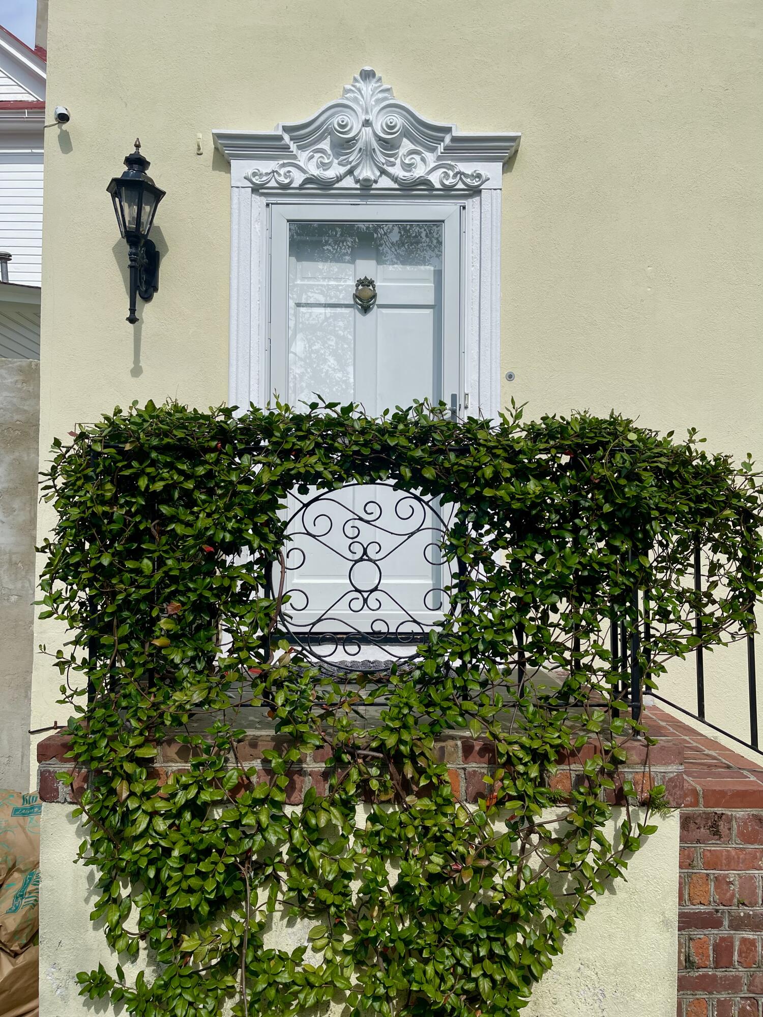 17 Rutledge Avenue, Unit 5 Charleston, SC 29401 - Photo 2 of 32 CF5F39F3-EC2A-47D2-AC99-22CC5F6B695A