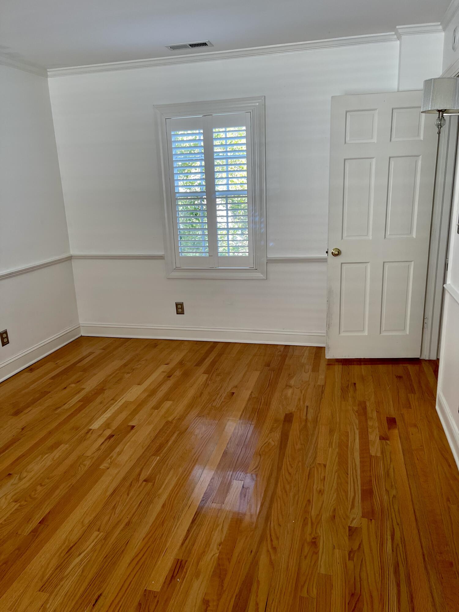 17 Rutledge Avenue, Unit 5 Charleston, SC 29401 - Photo 22 of 32 D9570195-C324-44BF-8933-EE16CADA9876