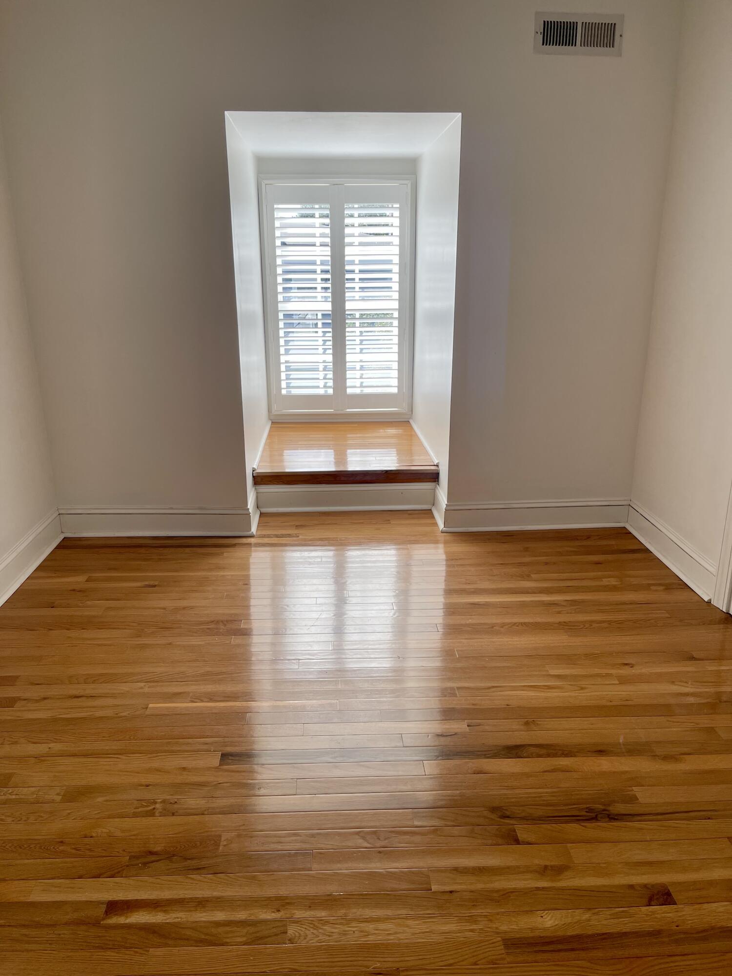 17 Rutledge Avenue, Unit 5 Charleston, SC 29401 - Photo 26 of 32 ED61C8A2-7C53-4B09-87DA-C960E0747103