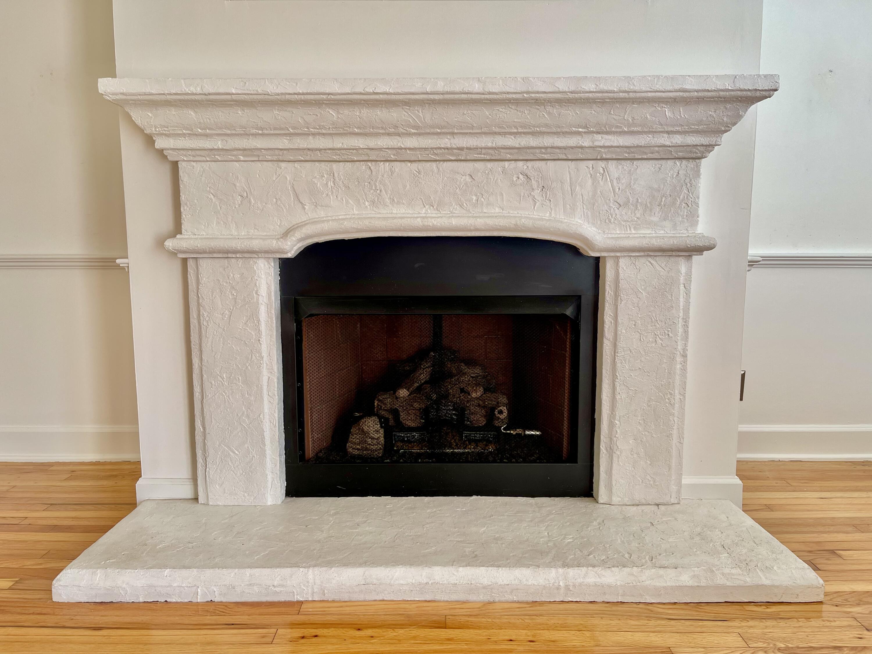 17 Rutledge Avenue, Unit 5 Charleston, SC 29401 - Photo 5 of 32 62AA0FB5-261F-456F-8DA8-41C788191AF6