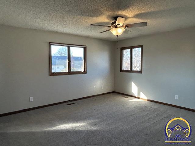 3855 Southwest Gamwell Road Topeka, KS 66610 - Photo 14 of 28