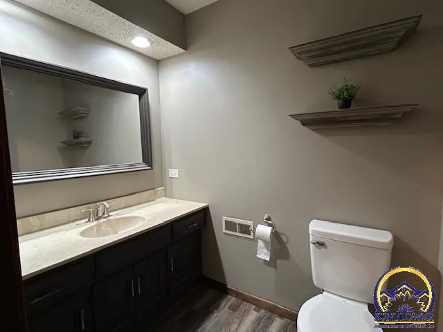 $315,000 | 3855 Southwest Gamwell Road, Topeka, KS 66610