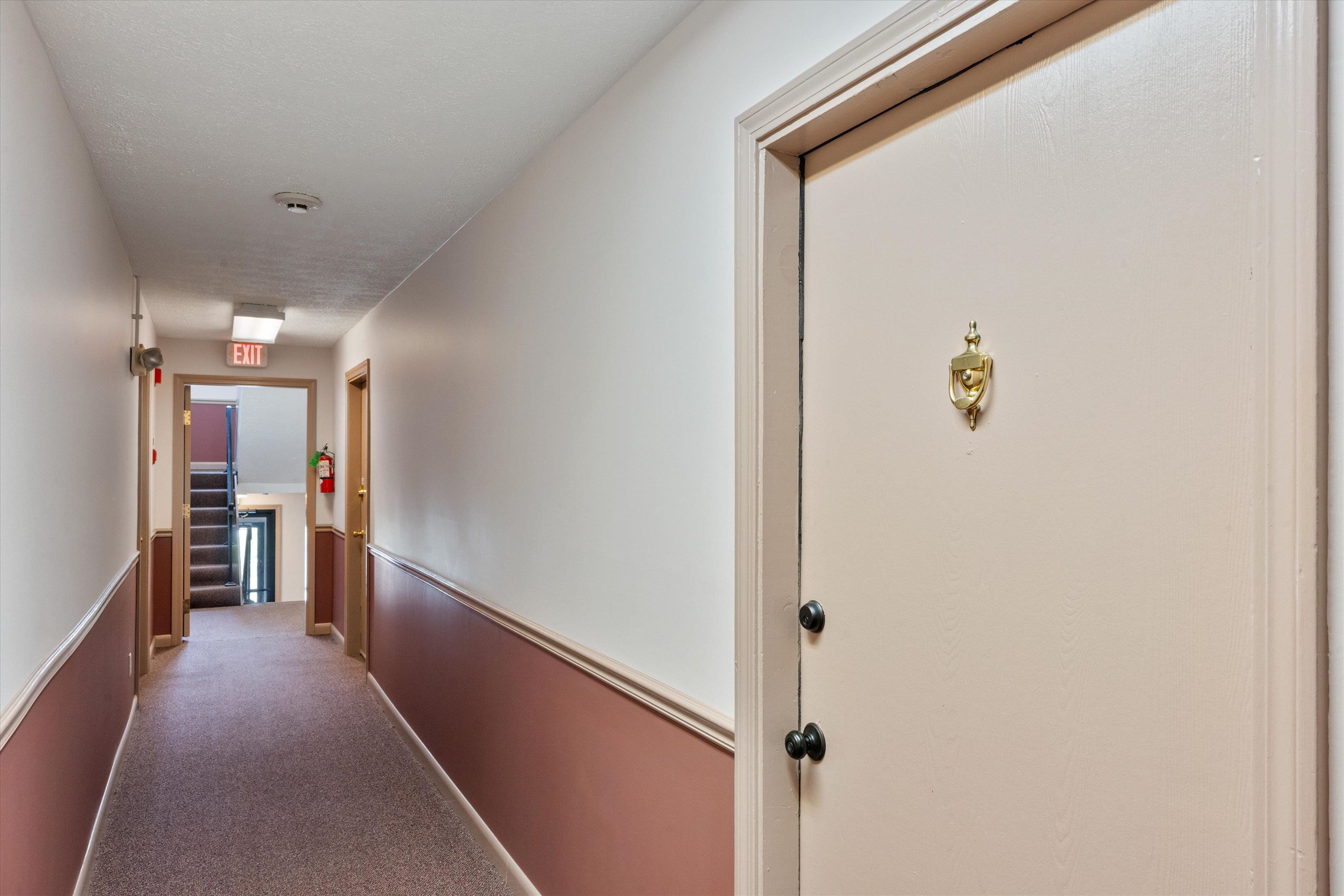 64 Dunbarton Road, Unit 2G Manchester, NH 03102 - Photo 27 of 31