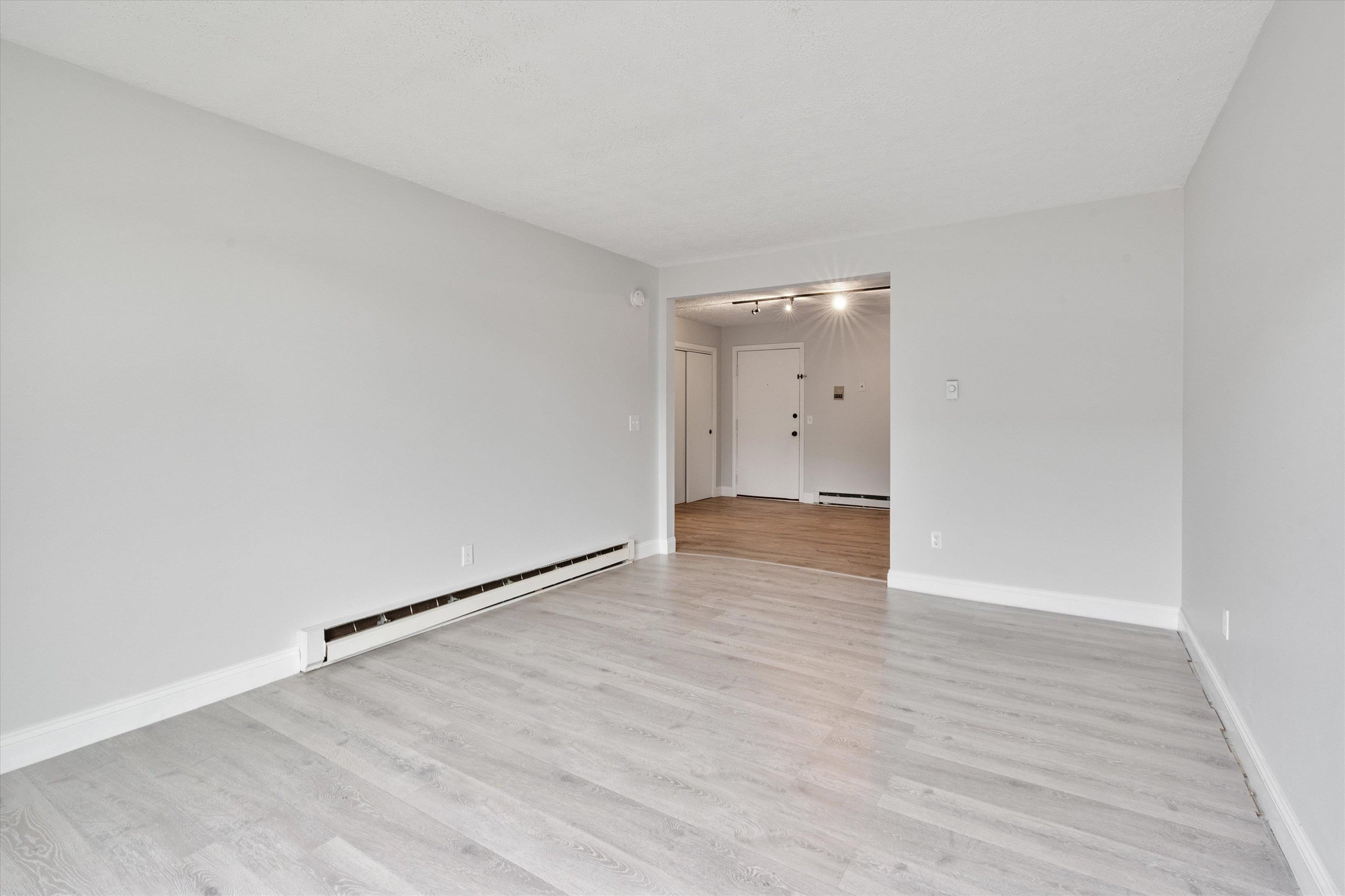 64 Dunbarton Road, Unit 2G Manchester, NH 03102 - Photo 6 of 31