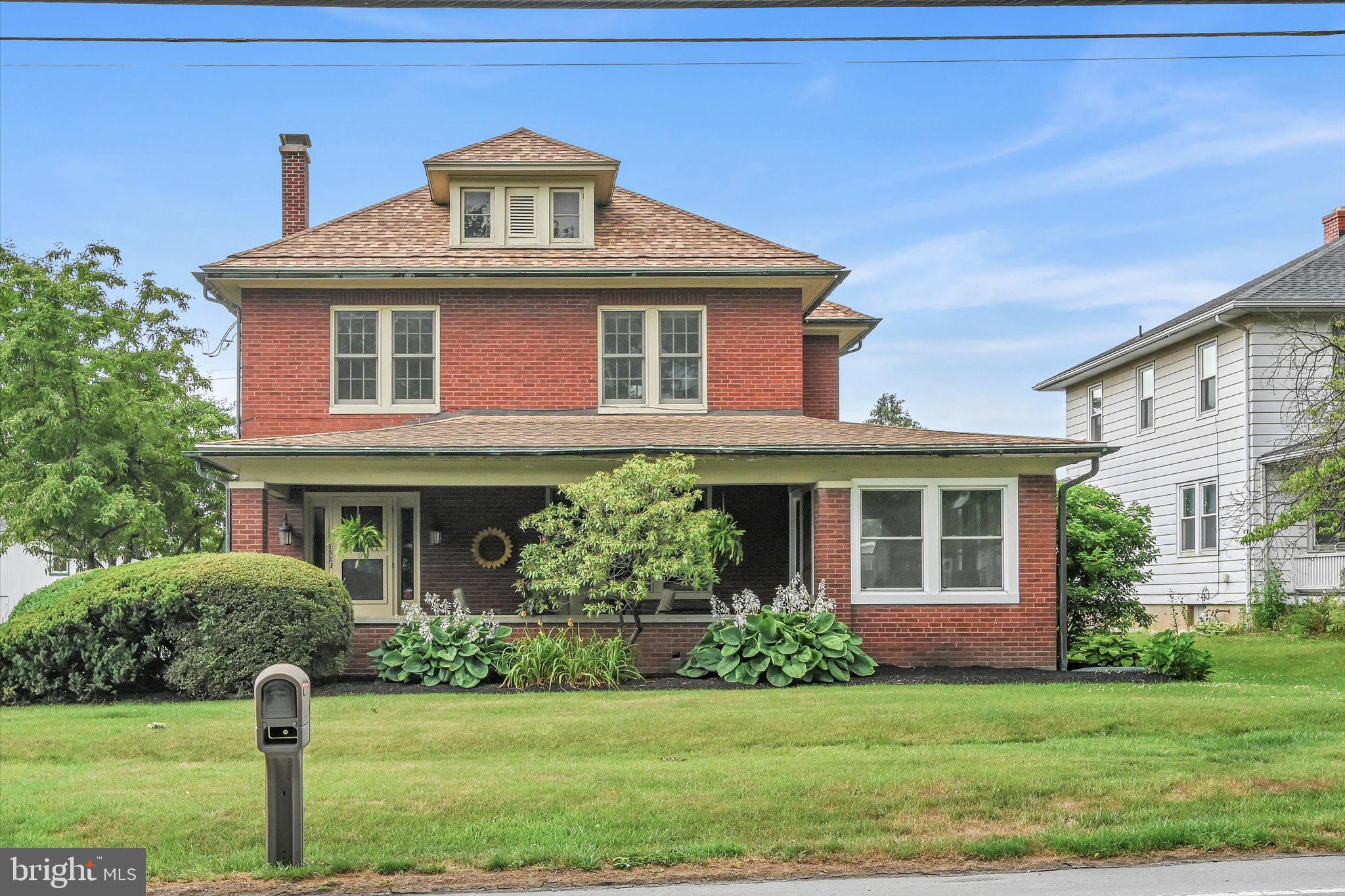 132 East Harrisburg Avenue Elizabethtown, PA 17022 - Photo 2 of 33