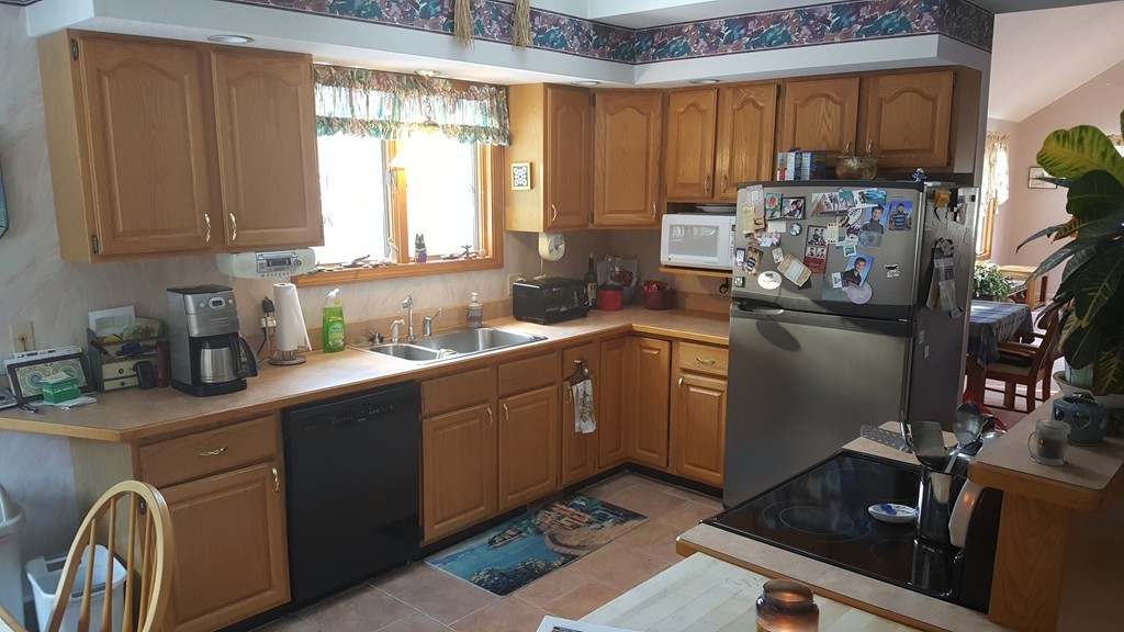 265 N Road Westfield, MA 01085 - Photo 11 of 18