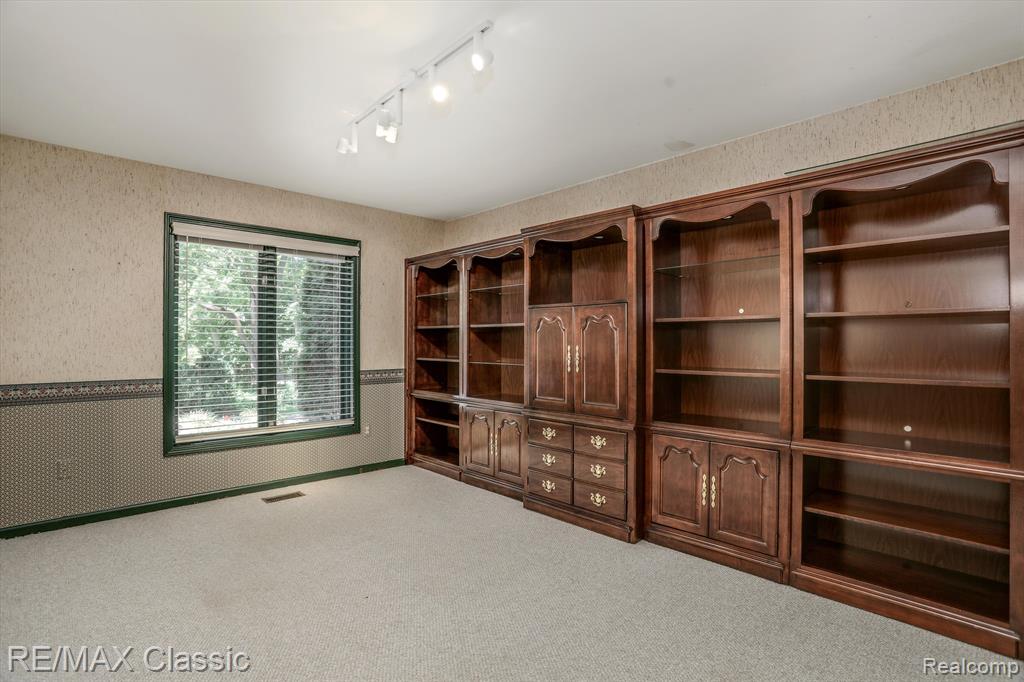 46011 West 9 Mile Road Novi, MI 48374 - Photo 55 of 99