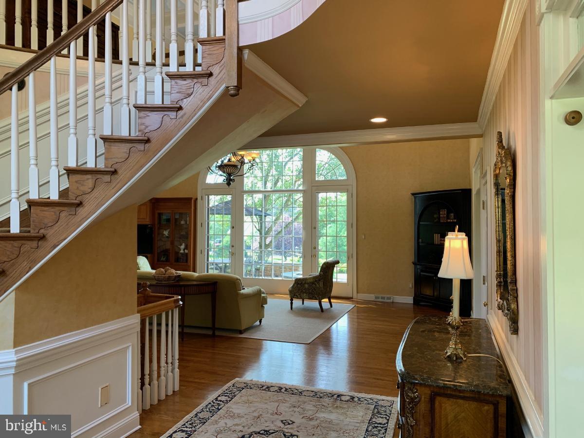 334 Ridge Avenue Newtown, PA 18940 - Photo 4 of 44 Grand Foyer