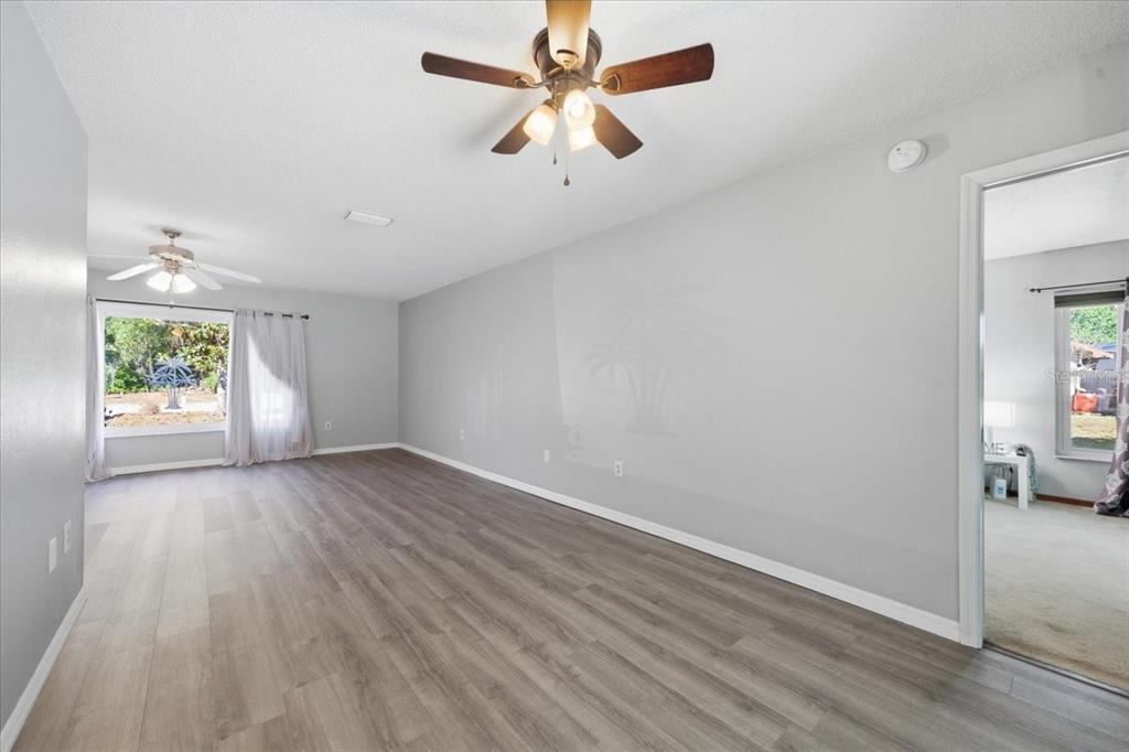 8370 Windridge Way Weeki Wachee, FL 34613 - Photo 12 of 45