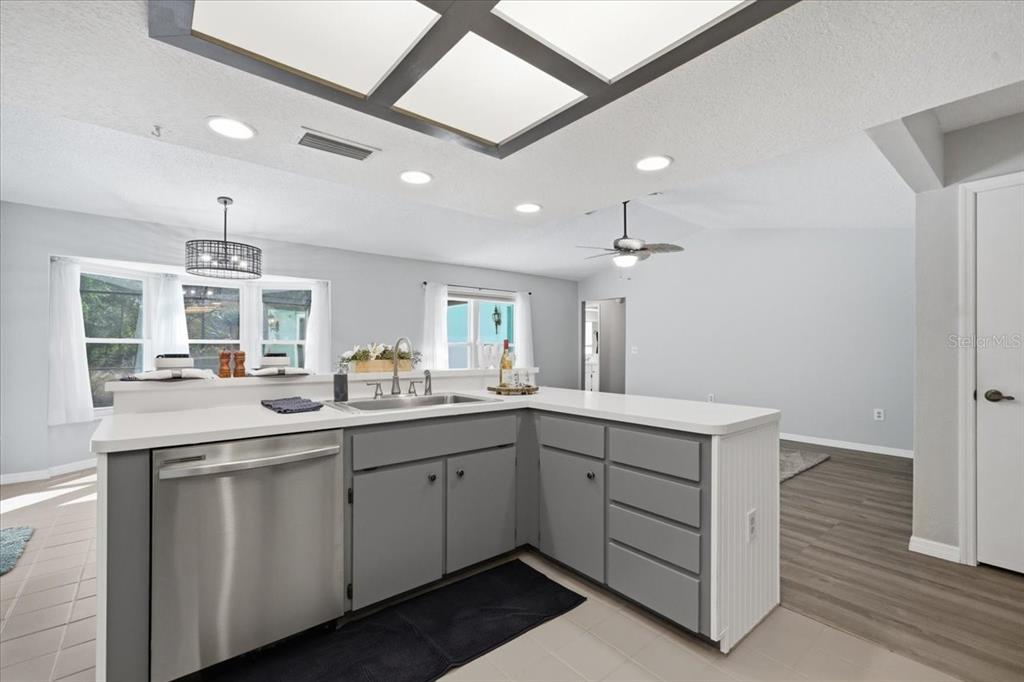 8370 Windridge Way Weeki Wachee, FL 34613 - Photo 22 of 45