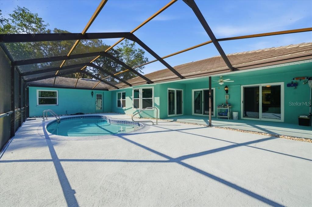 8370 Windridge Way Weeki Wachee, FL 34613 - Photo 40 of 45