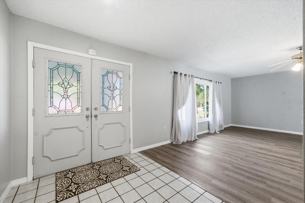 8370 Windridge Way Weeki Wachee, FL 34613 - Photo 6 of 45