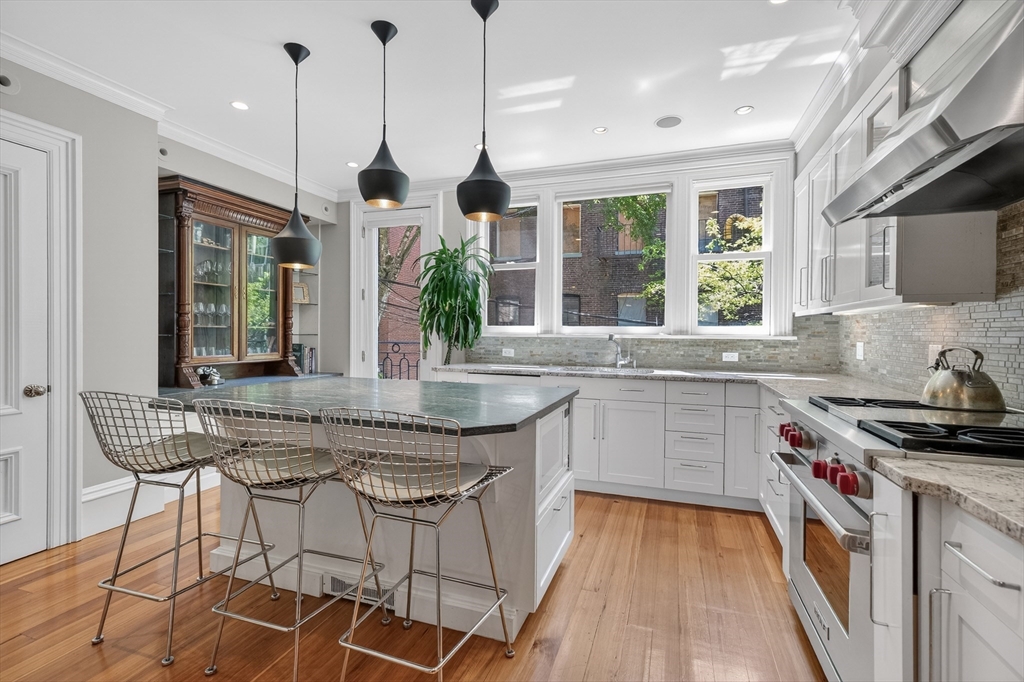 48 Appleton Street Boston, MA 02116 - Photo 1 of 34