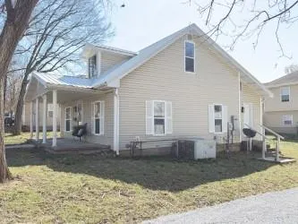 $169,000 | 609 West Lee Street, Nevada, MO 64772