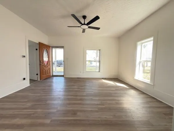 $169,000 | 609 West Lee Street, Nevada, MO 64772